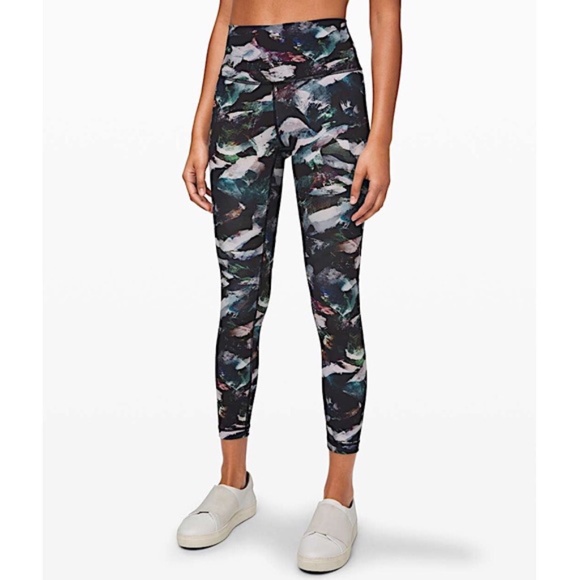 Lululemon Wunder Under High-Rise Galaxy Cropped Luxtreme Tight - Picture 2 of 10